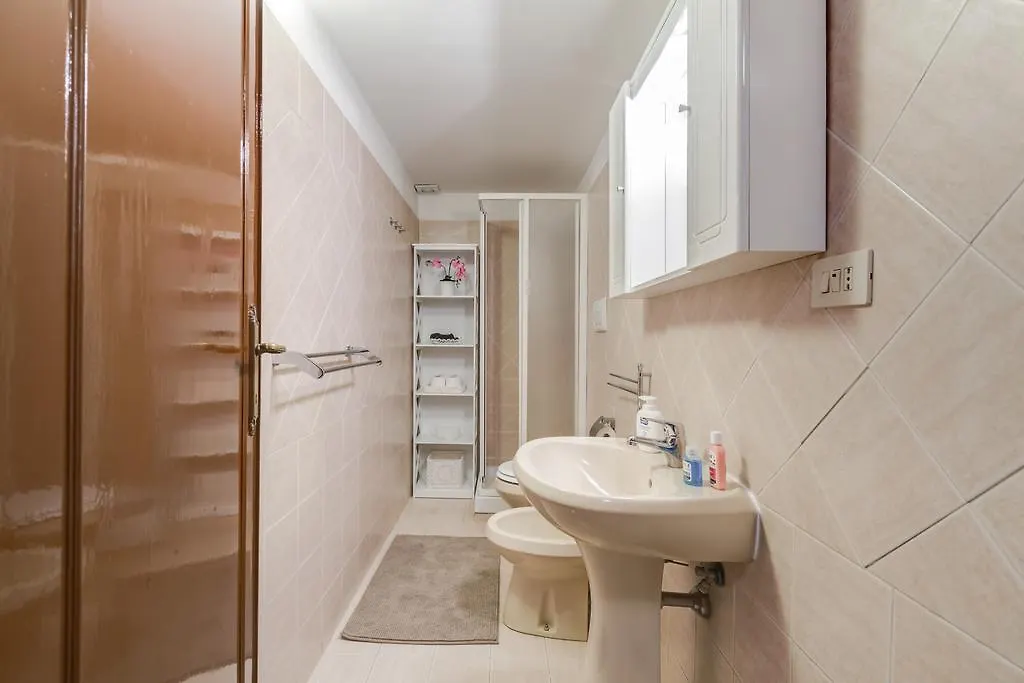 Lulu House Bed & Breakfast Rome 0*,